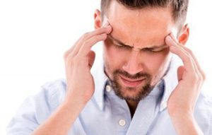 Dolor de cabeza síntoma de miopía y astigmatismo