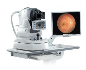 Aparato para telemedicina, consulta oftalmológica a distancia